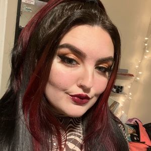 Meet your Posher, Liv